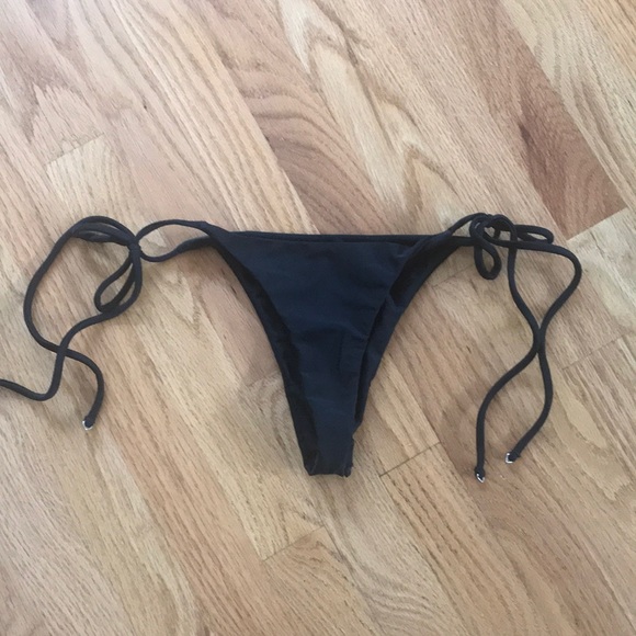 String bikini thong bikini bottoms - Picture 2 of 2